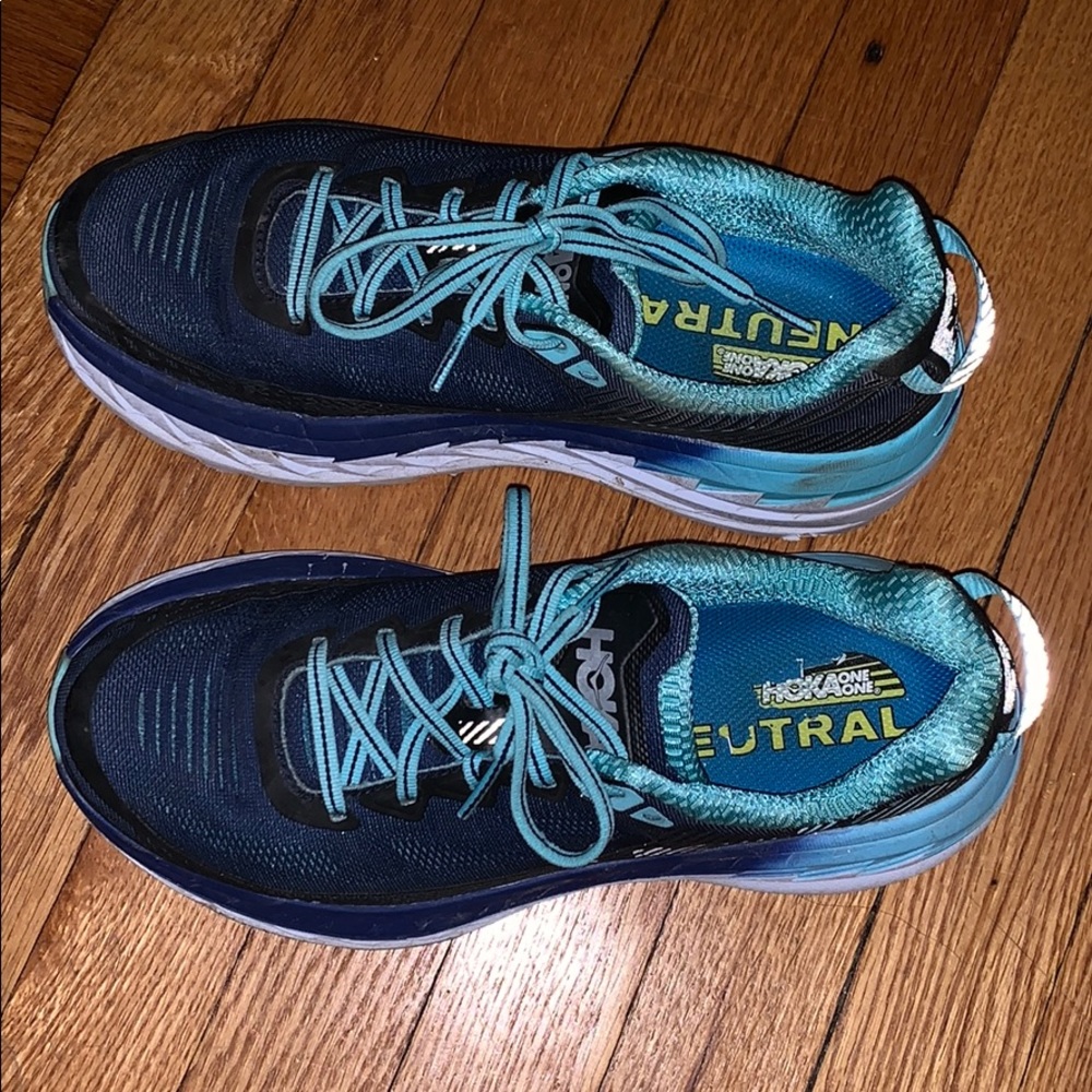 HOKA Women’s Bondi Size 9 (relatively new)
